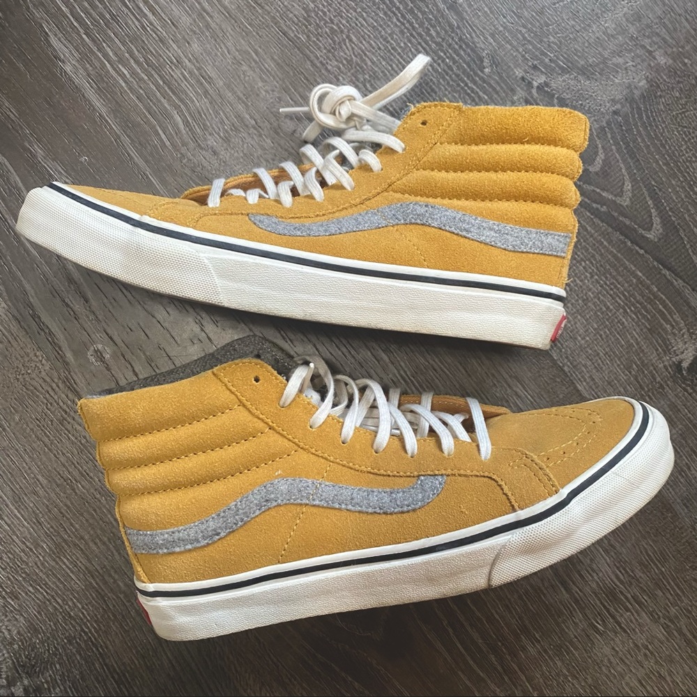 Vans Sk8-Hi Top Slim Classics Vintage Suede Amber Gold Women's Size 8